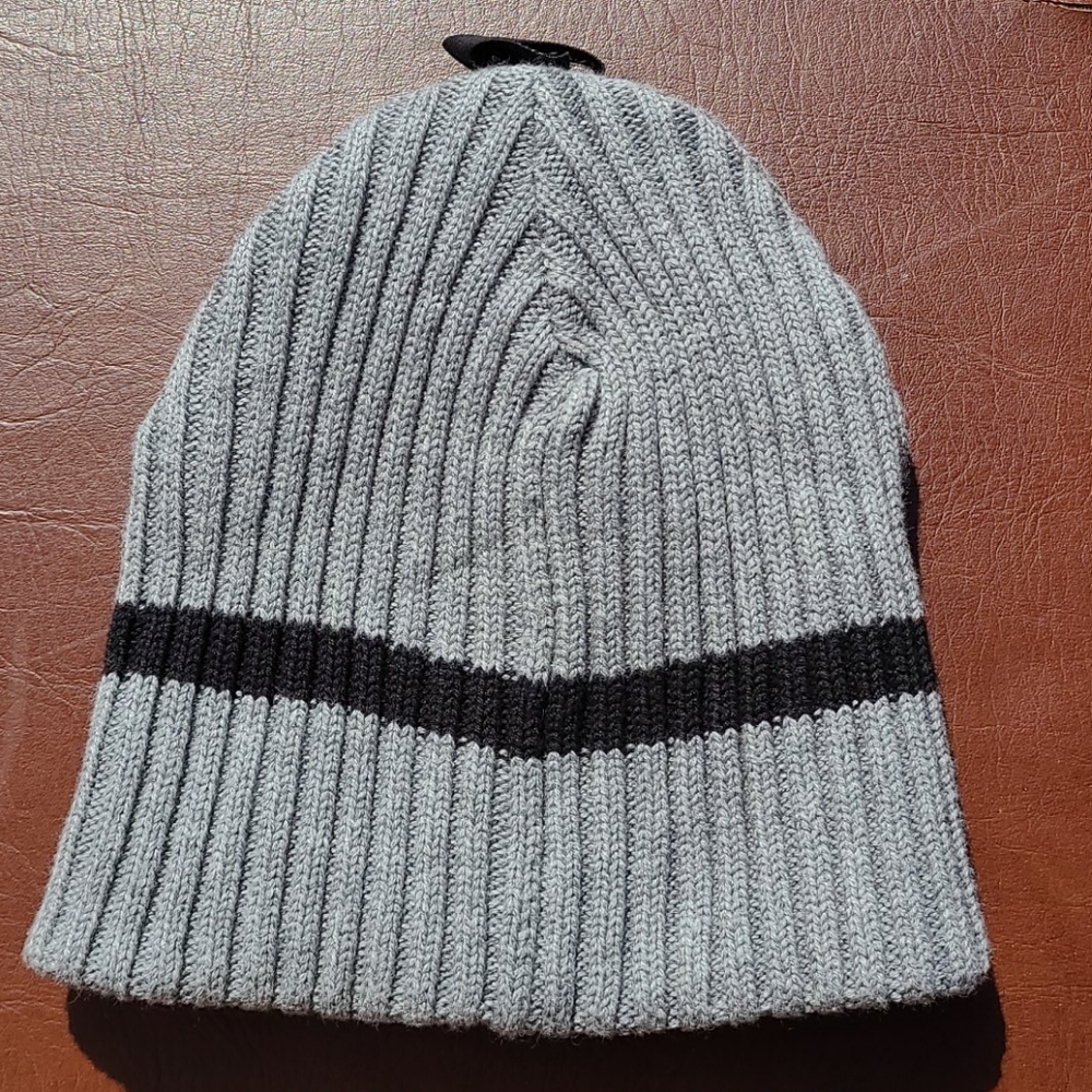 Express winter hat